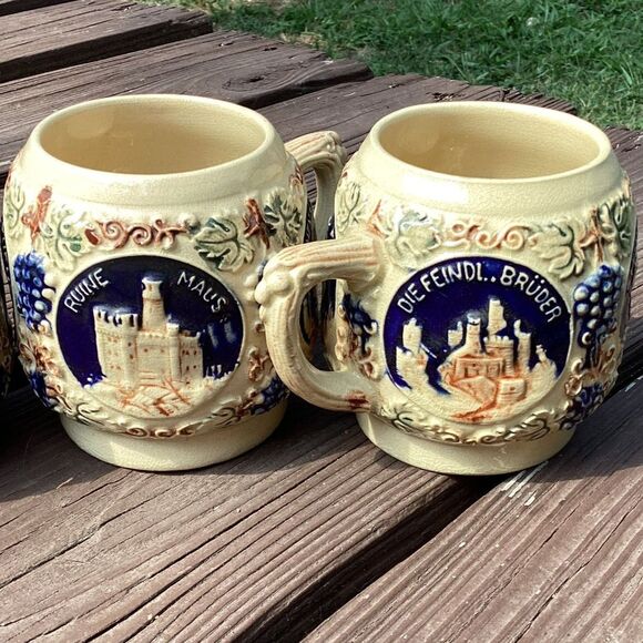 Vintage German Ceramic Beer Stein Mug Castle Scene Set of 3 - Picture 3 of 7